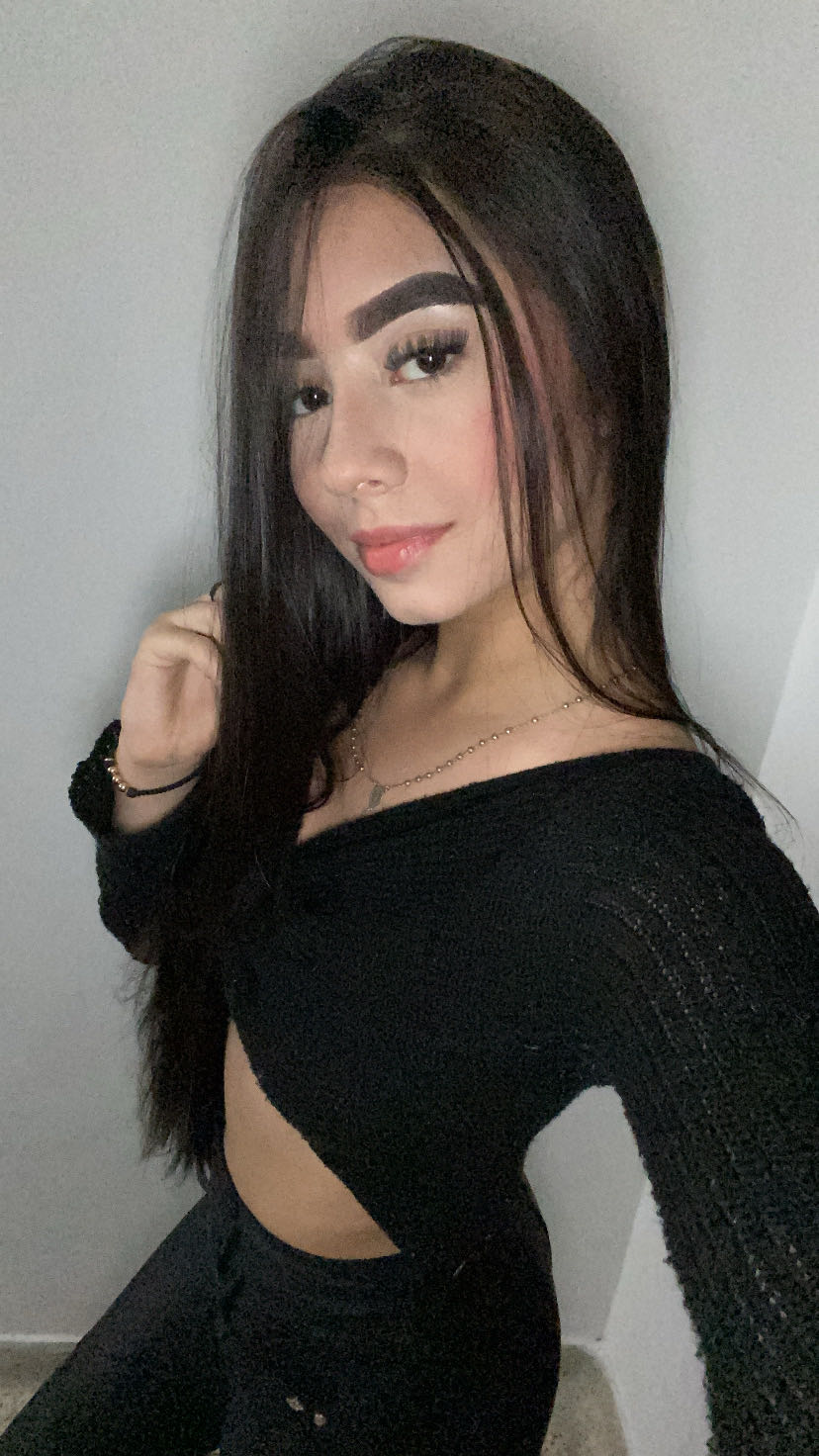 Salome from Colombia, person 4 in a run of matches